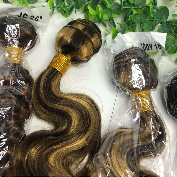 9 Bundles Of Synthetic Hair • Wavy, Curly, Straight, Highlight & Ombre - Picture 9 of 9